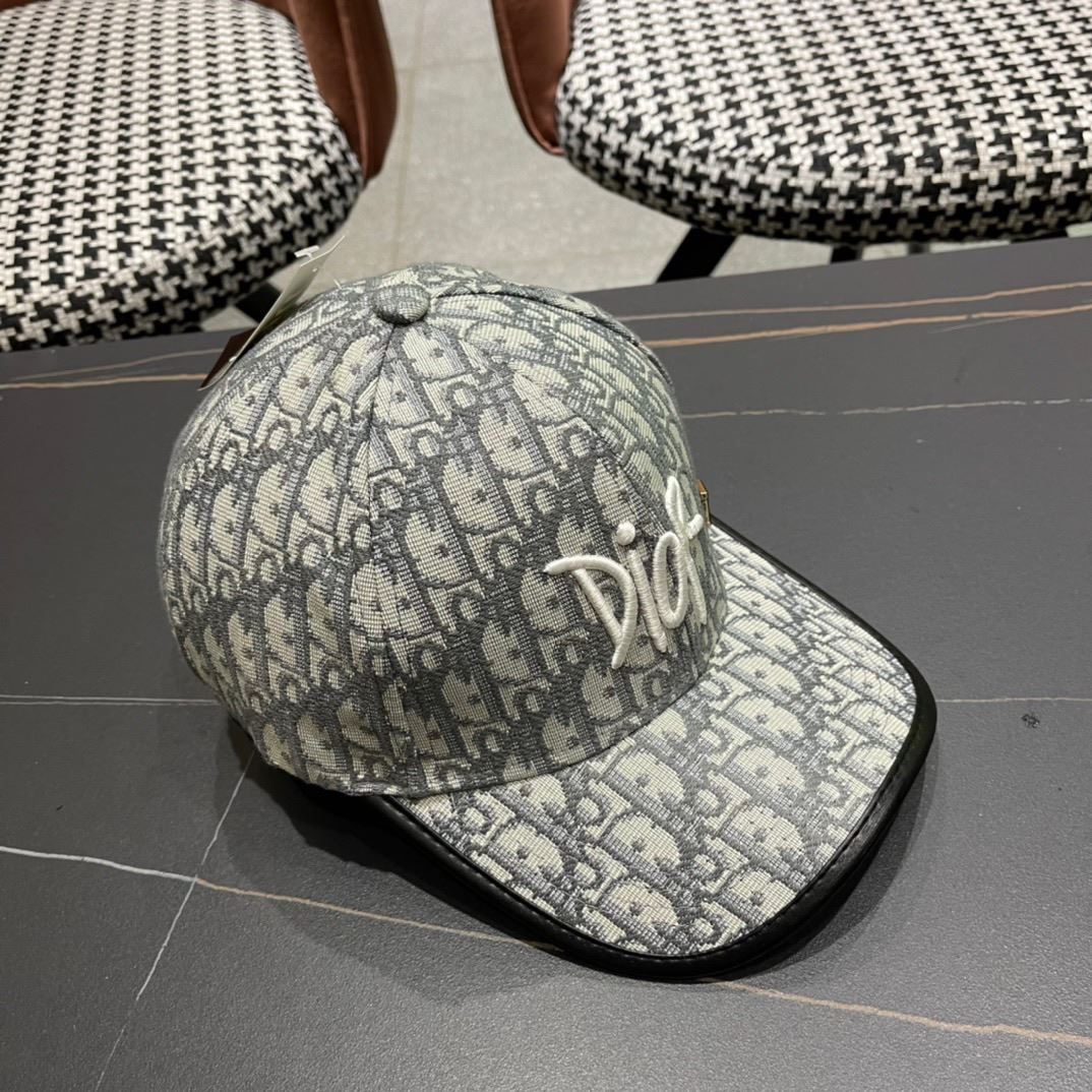 Christian Dior Caps